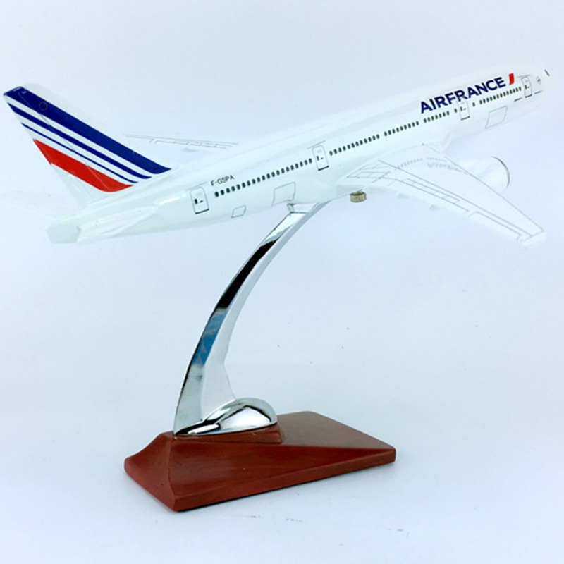 30CM simulation Aircraft 1:200 Boeing B777-200 model Air France airlines airplane W base plastic diecast alloy plane collectible