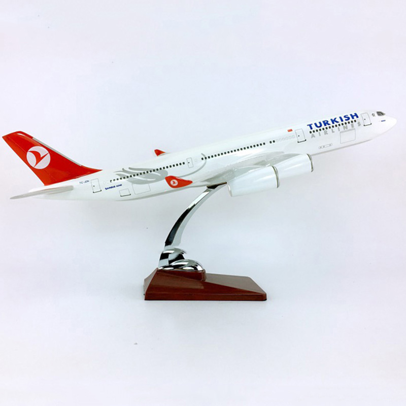 32cm simulation Boeing 777-300 big Turkey airlines airplane model toy aircraft diecast plastic With base alloy plane collectible