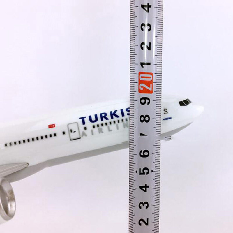 32cm simulation Boeing 777-300 big Turkey airlines airplane model toy aircraft diecast plastic With base alloy plane collectible