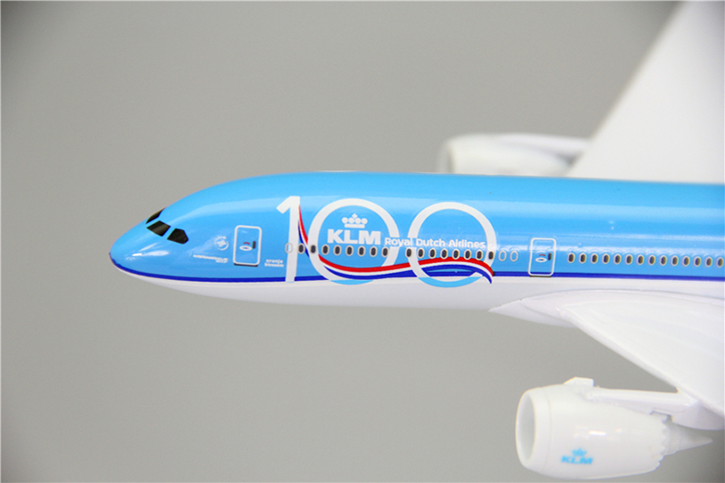18CM Collectible Plane Model Diecast 1:400 Scale B787-10 KLM Airline Alloy Display Toy Airplane Aircraft Collection Toys