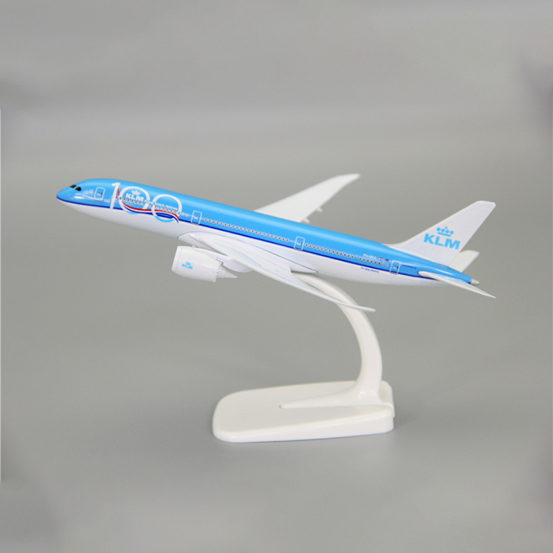 18CM Collectible Plane Model Diecast 1:400 Scale B787-10 KLM Airline Alloy Display Toy Airplane Aircraft Collection Toys