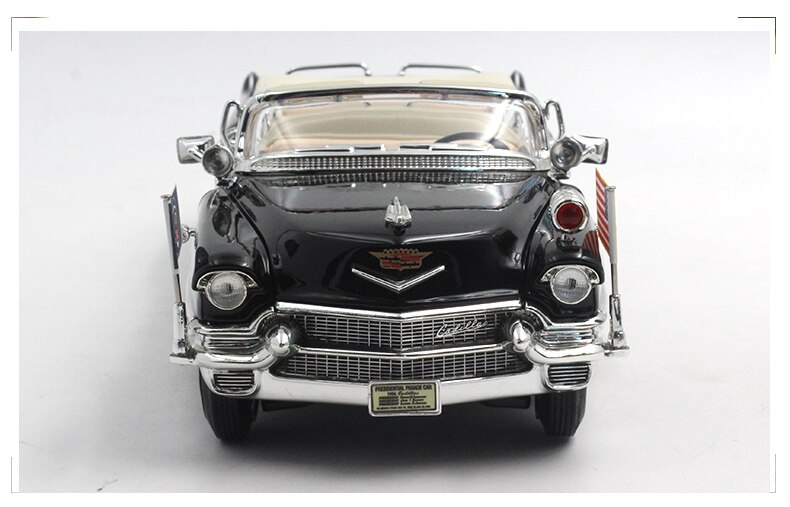 1:24 scale 1956 Cadillac alloy simulation classic car model For Eisenhower Car Diecast Model Vehicles Toy gift Decorations 1:24 scale 1956 Cadillac alloy simulation classic car model For Eisenhower Car Diecast Model Vehicles Toy gift Decorations