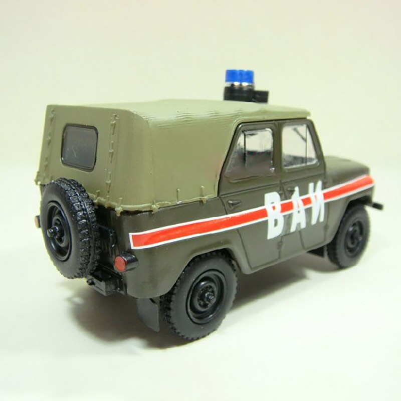 Diecast 1:43 Scale Ya3-468 Former Soviet Union Russian Police Car Model Alloy Toy Model Metal Vehicle Collection Souvenir