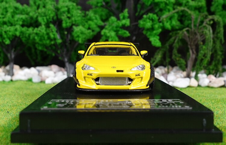 1:64 Scale Toyota Gt86 Touring Car Sports Car Anti-real Alloy Die-cast Car Model Adult Collection Toy Gift Home Bar Decoration