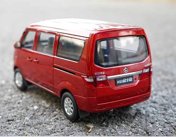 Die-cast 1:18 Scale Changan Taurus Van Micro-surface Simulation Alloy Car Model Collection Static Decoration Child Birthday Gift Die-cast 1:18 Scale Changan Taurus Van Micro-surface Simulation Alloy Car Model Collection Static Decoration Child Birthday Gift
