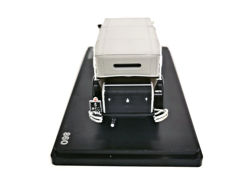 Diecast 1:43 Scale Simulation Skoda 860 Alloy Classic Car Series Model Collection Souvenir Desktop Ornaments