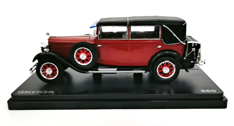 Diecast 1:43 Scale Simulation Skoda 860 Alloy Classic Car Series Model Collection Souvenir Desktop Ornaments