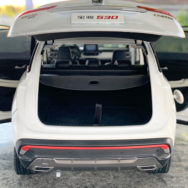 Die-cast 1:18 Scale Baojun 530 510 Off-road Suv Alloy Simulation Car Model Adult Collection Toys Kids Holiday Gifts Static Car Die-cast 1:18 Scale Baojun 530 510 Off-road Suv Alloy Simulation Car Model Adult Collection Toys Kids Holiday Gifts Static Car