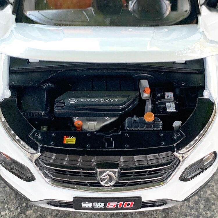 Die-cast 1:18 Scale Baojun 530 510 Off-road Suv Alloy Simulation Car Model Adult Collection Toys Kids Holiday Gifts Static Car Die-cast 1:18 Scale Baojun 530 510 Off-road Suv Alloy Simulation Car Model Adult Collection Toys Kids Holiday Gifts Static Car