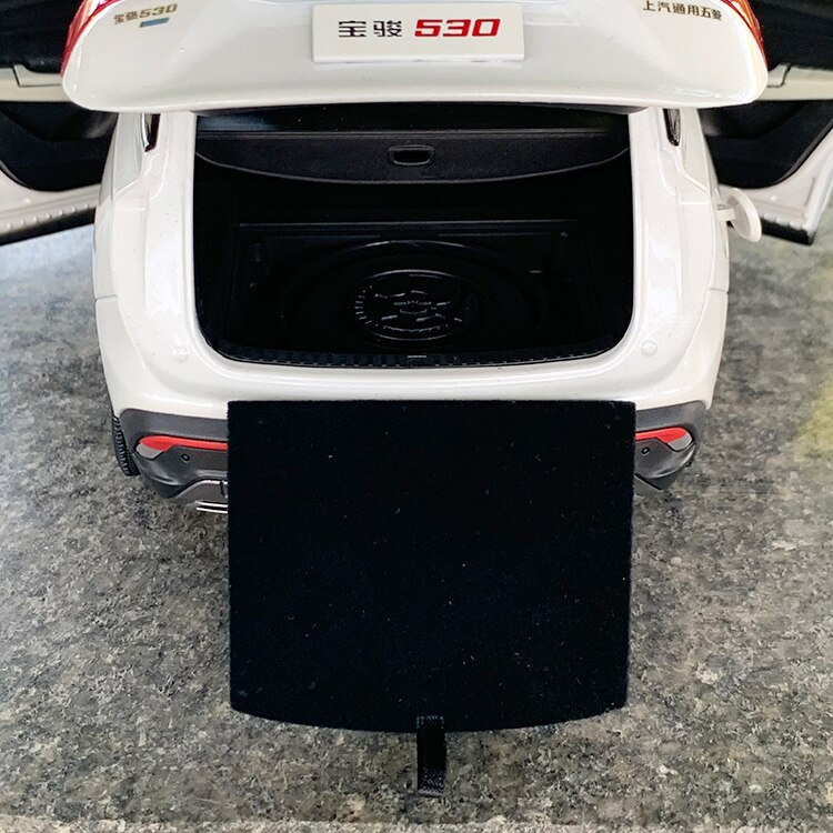 Die-cast 1:18 Scale Baojun 530 510 Off-road Suv Alloy Simulation Car Model Adult Collection Toys Kids Holiday Gifts Static Car Die-cast 1:18 Scale Baojun 530 510 Off-road Suv Alloy Simulation Car Model Adult Collection Toys Kids Holiday Gifts Static Car