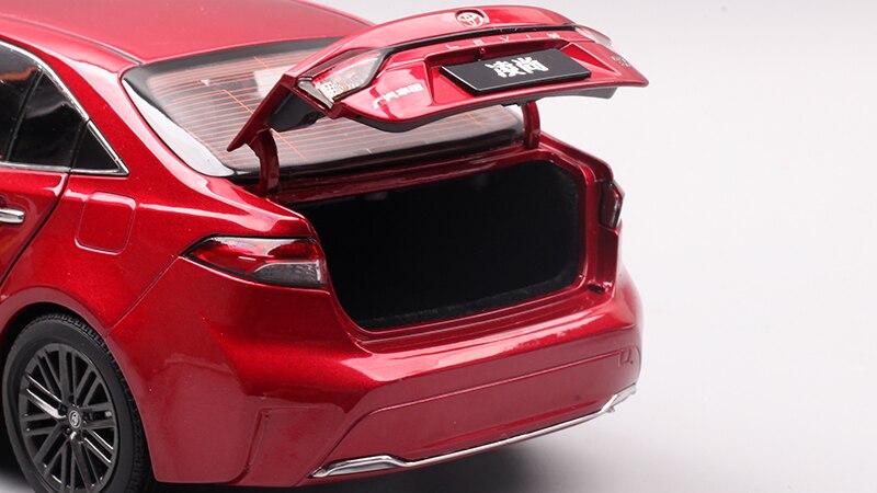 Gac Toyota Lingshang Alloy Car Model Toys 2021 New 1:18 Scale Metal Simulation Car Collection Souvenirs Adults & Children Gifts