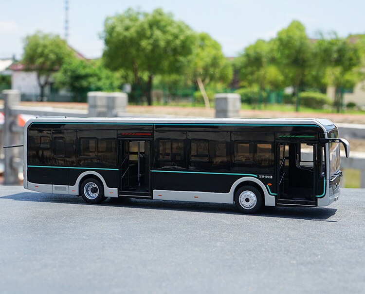 Shanghai Pure Electric Bus New Energy Vehicle For 1:42 Yutong Bus Simulation Alloy U12 Black King Kong Toy Car Die-casting Model Shanghai Pure Electric Bus New Energy Vehicle For 1:42 Yutong Bus Simulation Alloy U12 Black King Kong Toy Car Die-casting Model