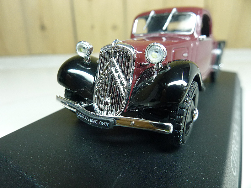Diecast 1:43 Scale Citroen Traction 7C 1937 Citroen Classic Car Sedan Model French Norev Collectible Souvenir Hot Alloy Toy Diecast 1:43 Scale Citroen Traction 7C 1937 Citroen Classic Car Sedan Model French Norev Collectible Souvenir Hot Alloy Toy
