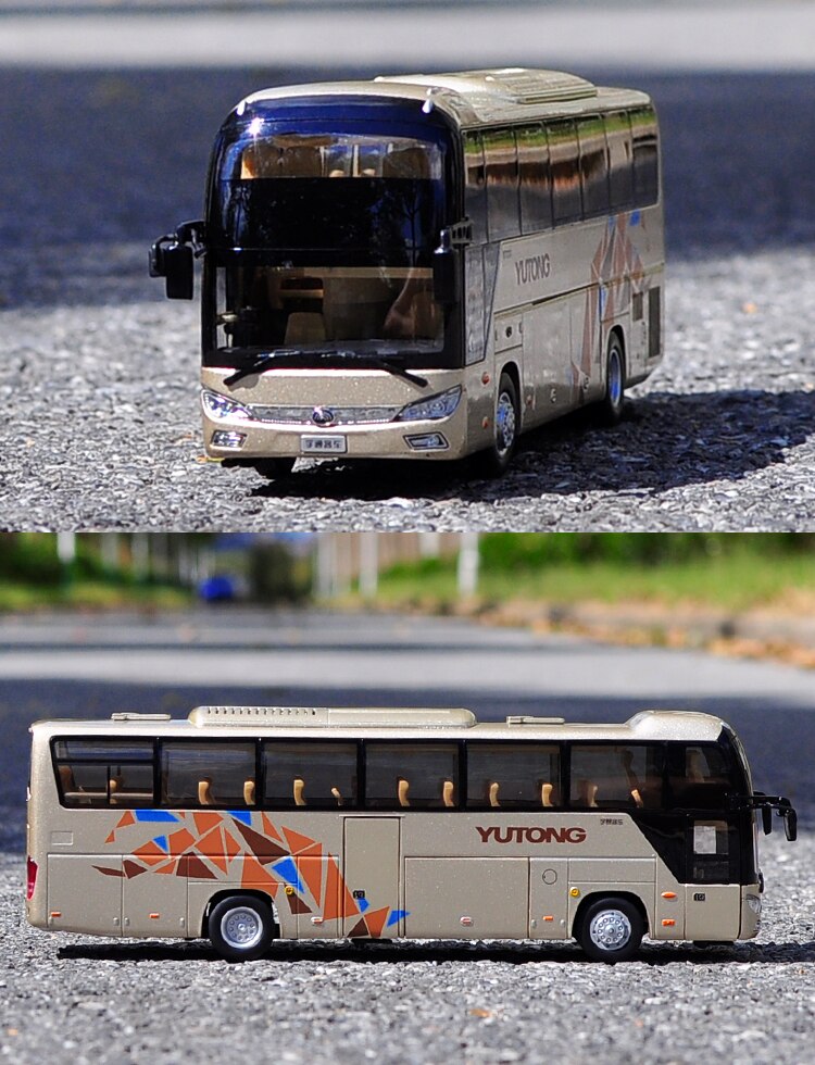 Christmas Gift Die-casting Alloy Car Model 1:42 Scale Yutong ZK6118HQY8Y Double-windshield Double-deck Travel Bus Simulation Bus