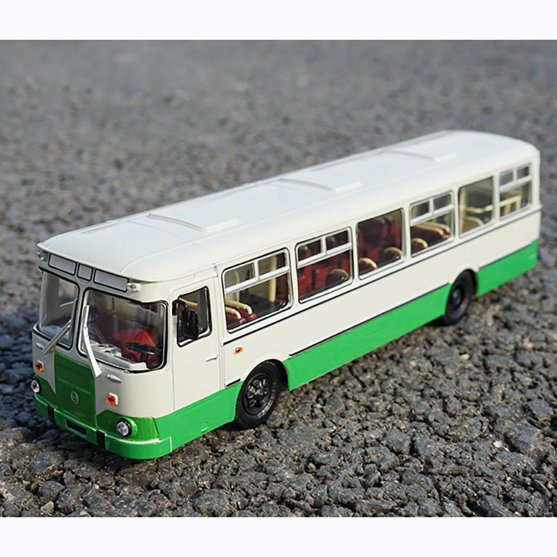1/43 simulation alloy diecast Russian vehicle metal bus 677M car exquisite bus model adult children boys toys gift collection