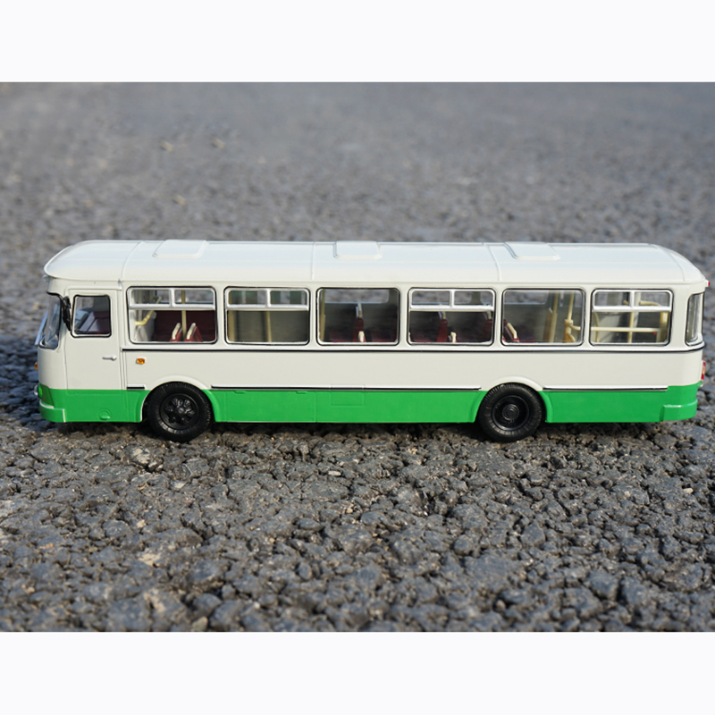 1/43 simulation alloy diecast Russian vehicle metal bus 677M car exquisite bus model adult children boys toys gift collection
