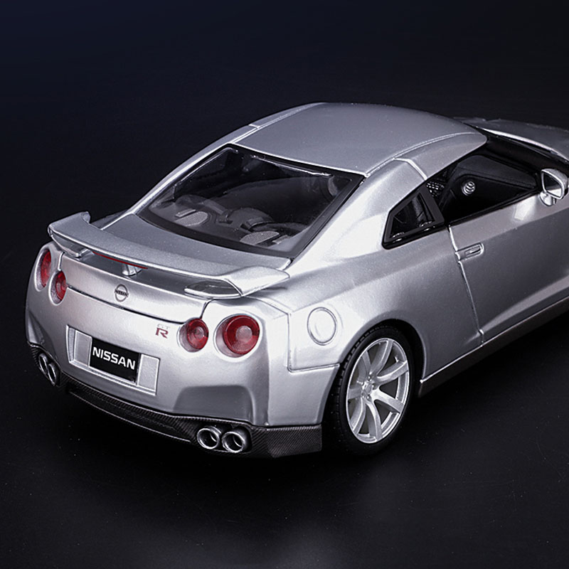 Bburago Diecast 1:18 Scale Alloy Car Model Nissan GTR R35 Ares Sports Car Simulation Collection Souvenir Gift Toys vehicle Bburago Diecast 1:18 Scale Alloy Car Model Nissan GTR R35 Ares Sports Car Simulation Collection Souvenir Gift Toys vehicle