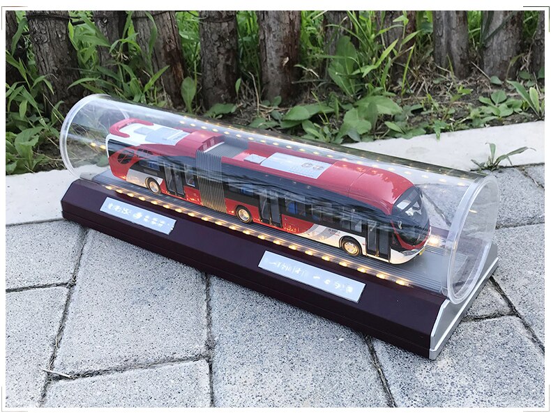 1/64 Beijing Bus 1 Road Xiaohongyu Yinlong City Articulated Bus Diecasting Car Model Alloy Plastic Rubber Static Decoration Gift 1/64 Beijing Bus 1 Road Xiaohongyu Yinlong City Articulated Bus Diecasting Car Model Alloy Plastic Rubber Static Decoration Gift