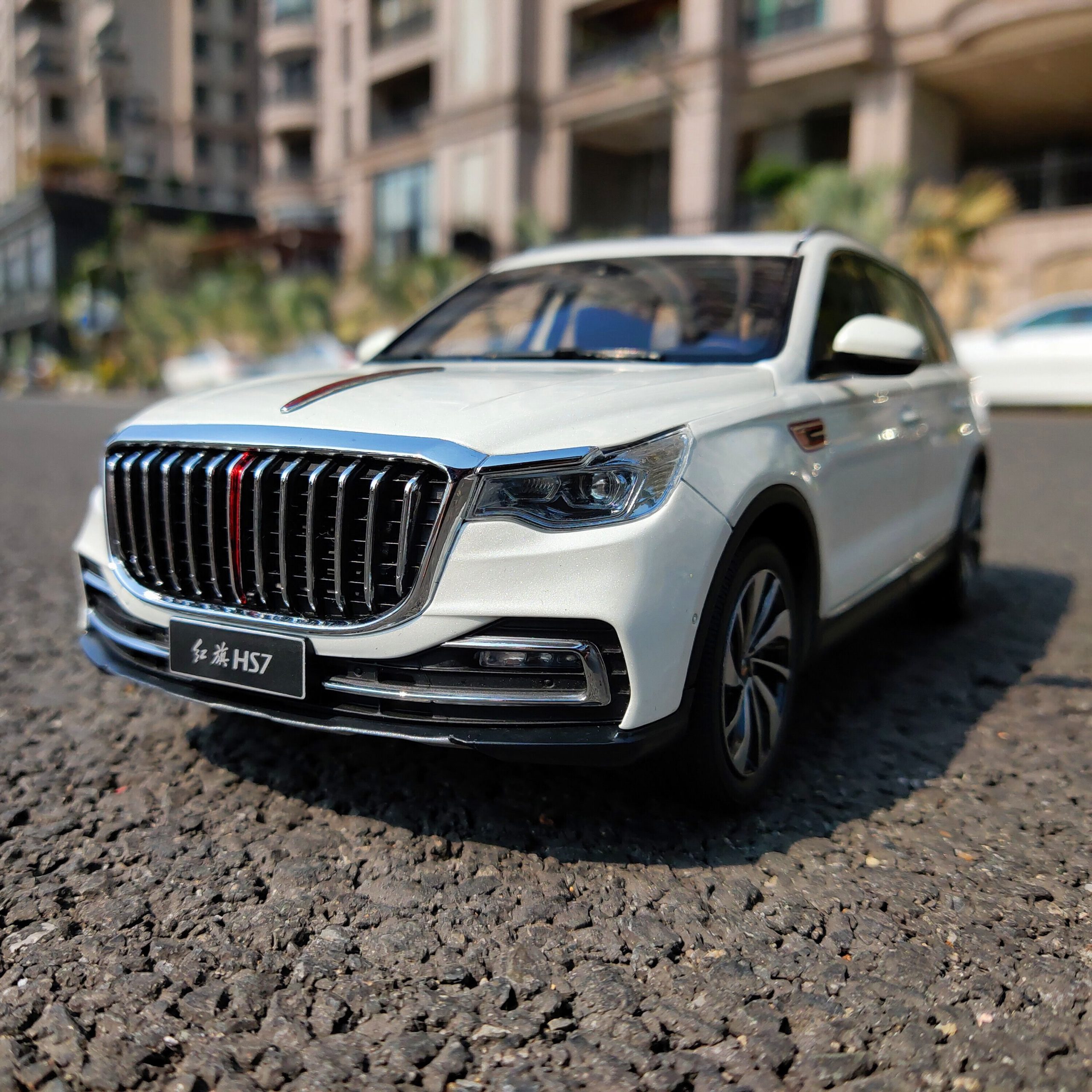 Die-casting 1:18 Scale FAW Hongqi HS7 Alloy Simulation Static Car Model Collection Gift Decoration Display Souvenir Boy Toy Car