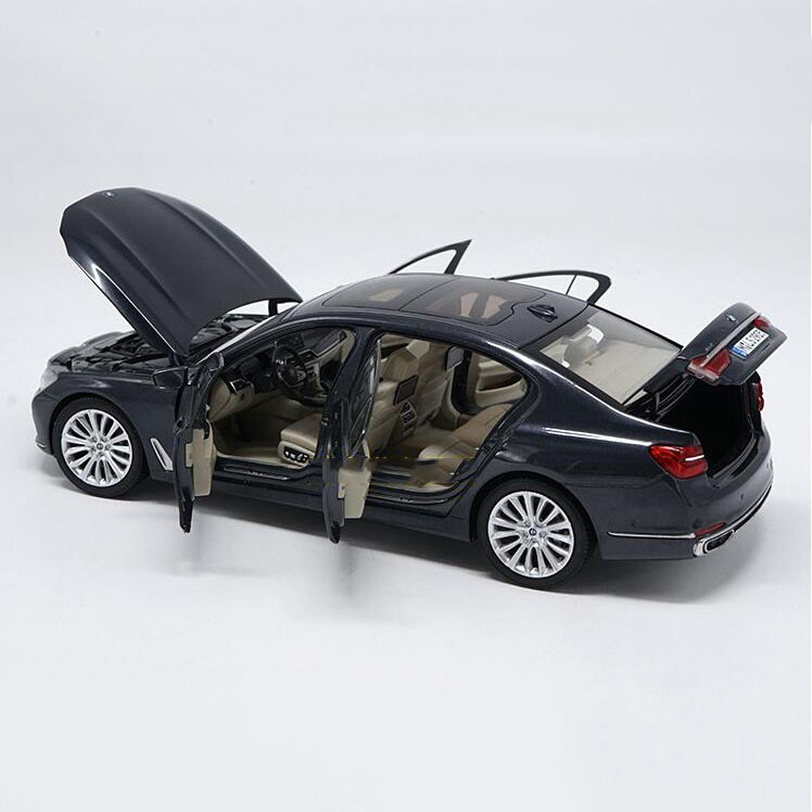 28CM Diecast 1/18 Scale Car Model Diecast Alloy Toys All New 7 Series 750 Li Car Auto Models 750Li for Collection Gifts Display