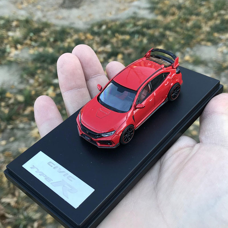 1:64 Scale HONDA CIVIC TYPE-R FK8 Simulation Car Model Metal Diecast Toys Alloy Vehicle for Collectible Gift Souvenir Display
