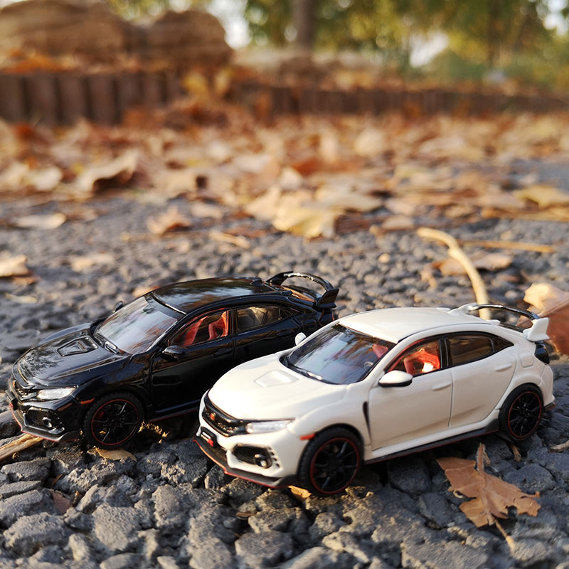 1:64 Scale HONDA CIVIC TYPE-R FK8 Simulation Car Model Metal Diecast Toys Alloy Vehicle for Collectible Gift Souvenir Display