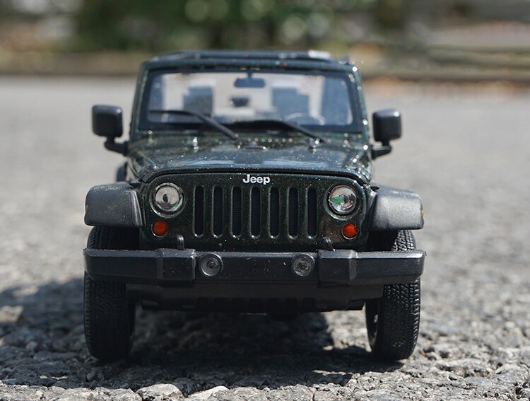 Welly 1:24 Scale Jeep Wrangler Off-road Car Alloy Simulation Die-casting Car Collection Model Art Display Decoration Gift