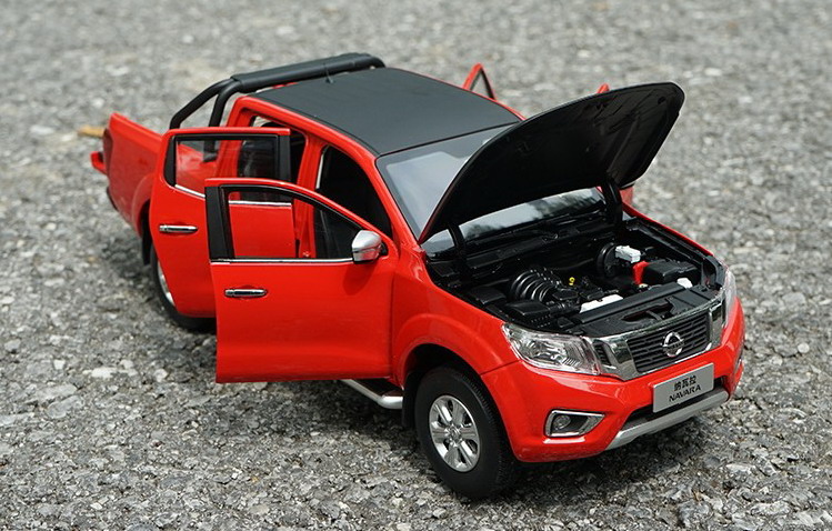 1:18 Scale NISSAN NAVARA Off-road Truck Pickup Simulation Alloy Truck Static Die-casting Model Decoration Christmas Gift Hot