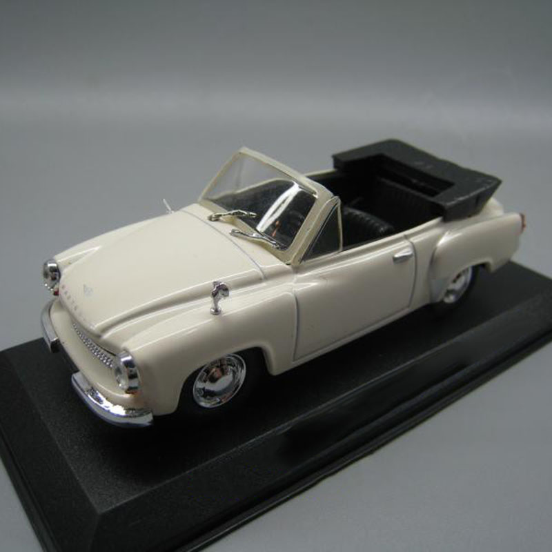 Diecast 1:43 Scale WARTBURG 311 312 Series Alloy Retro Car Model Adult Collection Gifts Toys for Boys Birthday Present