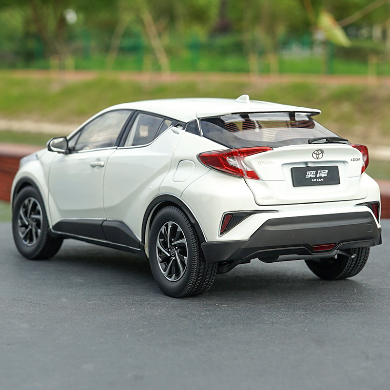 1:18 scale original IZOA die-cast alloy simulation car sports car model adult gift collection indoor display children's toys