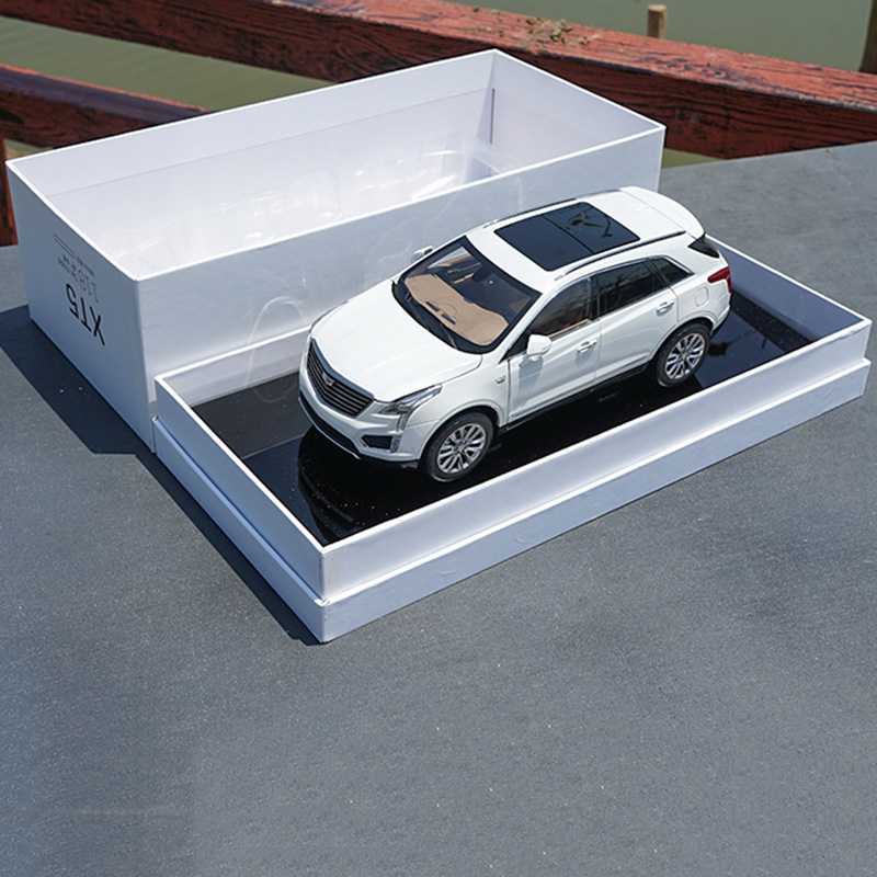 XT5 car 1:18 scale alloy die-cast SUV simulation metal car sports car model children's toy adult gift indoor display collection XT5 car 1:18 scale alloy die-cast SUV simulation metal car sports car model children's toy adult gift indoor display collection