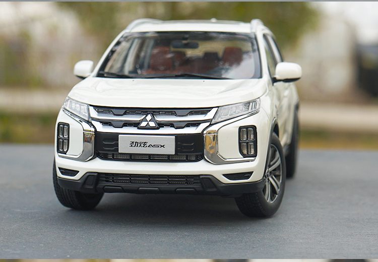 1:18 Scale Diecast Alloy Mitsubishi Car Model Adult Collection Vehicle Decoration Ornaments Display Souvenir Collectible Gifts 1:18 Scale Diecast Alloy Mitsubishi Car Model Adult Collection Vehicle Decoration Ornaments Display Souvenir Collectible Gifts