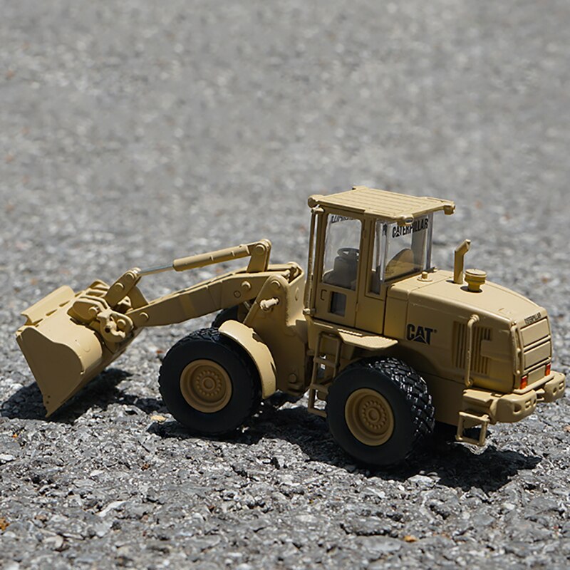 1:50 CAT 924H Engineering vehicle bulldozer Loader grader road roller Construction car model toy Adult children collect display