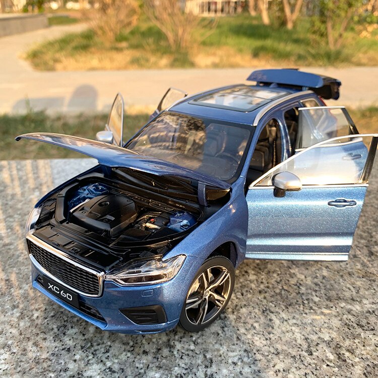 Die-casting 1/18 Scale Brand New XC60 Sports Car Alloy Simulation Static Toy Model Ornaments Adult & Children Gift Collection