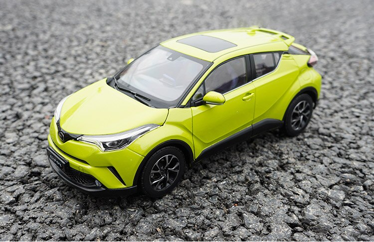 Christmas Gift Diecast Car Model 1:18 Scale C-HR CHR Car Model Simulation Alloy Car Model Decoration Collection Toy Car In Stock Christmas Gift Diecast Car Model 1:18 Scale C-HR CHR Car Model Simulation Alloy Car Model Decoration Collection Toy Car In Stock