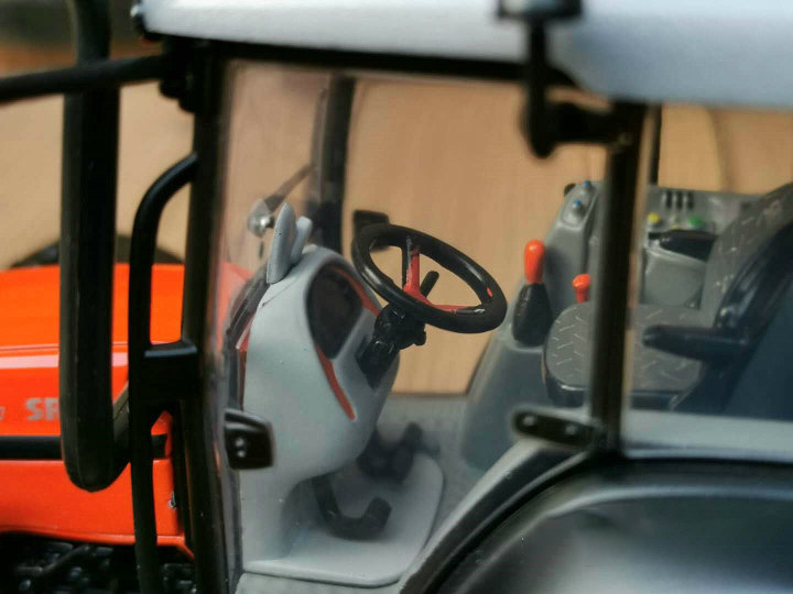 1/32 Scale Diecast Alloy Tractor Model EXPLORER 3 100 Agricultural Machinery Collection Souvenir Ornaments Vehicle Toys Gift 1/32 Scale Diecast Alloy Tractor Model EXPLORER 3 100 Agricultural Machinery Collection Souvenir Ornaments Vehicle Toys Gift