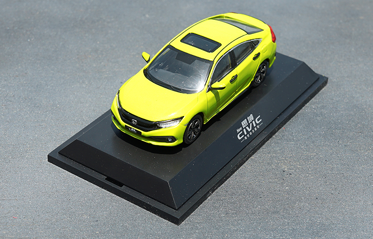1:43 Scale Alloy Hatchback 2020 Honda Civic Simulation Car Model Metal Diecast Toy Vehicle for Collectible Show Collection Gift 1:43 Scale Alloy Hatchback 2020 Honda Civic Simulation Car Model Metal Diecast Toy Vehicle for Collectible Show Collection Gift