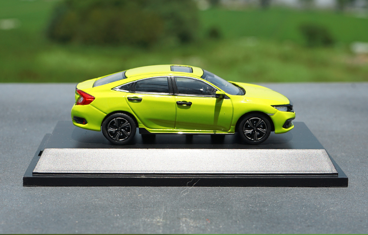 1:43 Scale Alloy Hatchback 2020 Honda Civic Simulation Car Model Metal Diecast Toy Vehicle for Collectible Show Collection Gift 1:43 Scale Alloy Hatchback 2020 Honda Civic Simulation Car Model Metal Diecast Toy Vehicle for Collectible Show Collection Gift