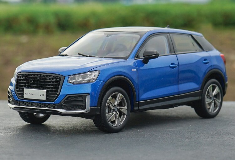 Die-casting 1:18 Scale Brand New Q2L 2019 Model Simulation Alloy Car Model SUV Off-road Toy Car Adult & Child Christmas Gift Hot Die-casting 1:18 Scale Brand New Q2L 2019 Model Simulation Alloy Car Model SUV Off-road Toy Car Adult & Child Christmas Gift Hot