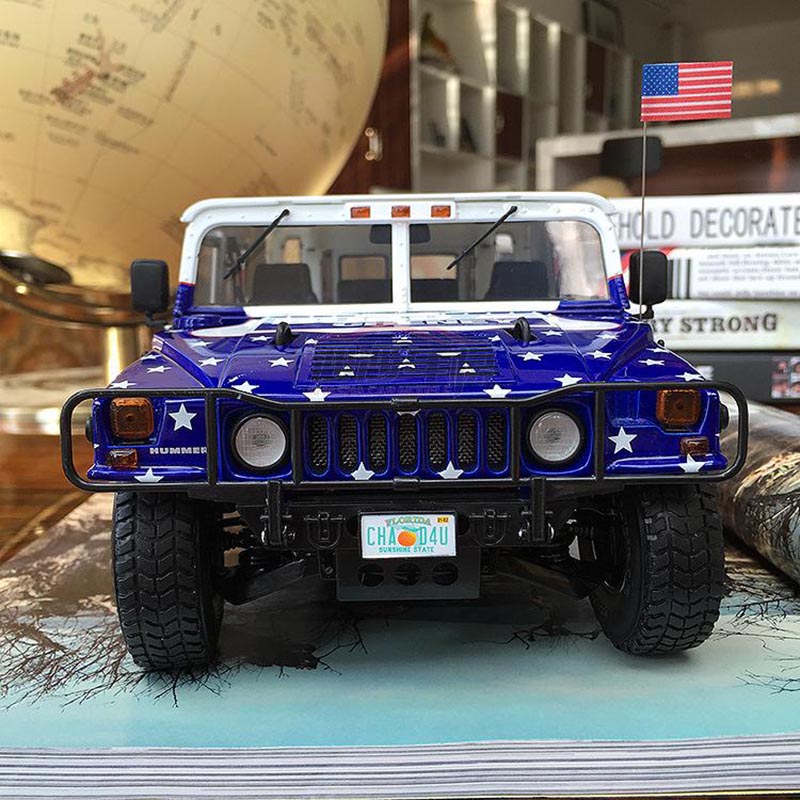 Diecast 1/18 Scale Hummer H1 Car Model Metal Die-Cast & Alloy Toy Vehicle Collection Gift Souvenir Decoration for Adult Children Diecast 1/18 Scale Hummer H1 Car Model Metal Die-Cast & Alloy Toy Vehicle Collection Gift Souvenir Decoration for Adult Children