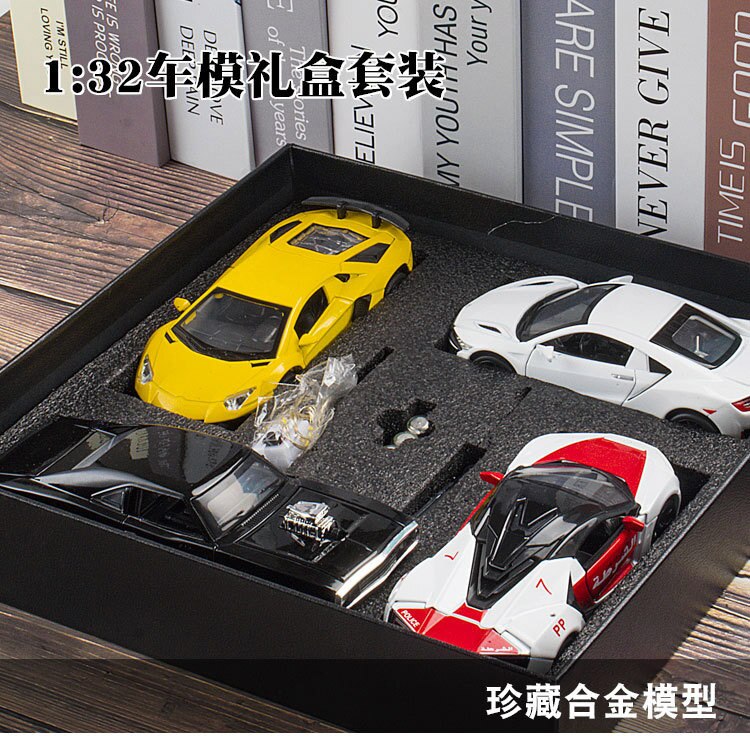 Simulation Diecast 1/32 Scale Supercar Model Classic Alloy Car Boy Metal Toy Vehicle Valentine's Day Gift Souvenir Ornaments Hot