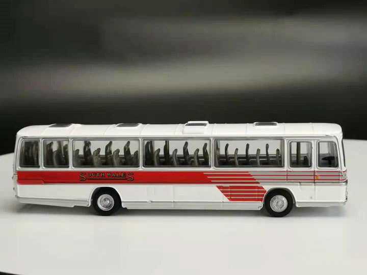 Diecast 1:76 Scale Plaxton Panorama Elite Bus Bus Alloy Simulation Bus Car Model Decoration Ornaments Adult Collection Toys Cars Diecast 1:76 Scale Plaxton Panorama Elite Bus Bus Alloy Simulation Bus Car Model Decoration Ornaments Adult Collection Toys Cars