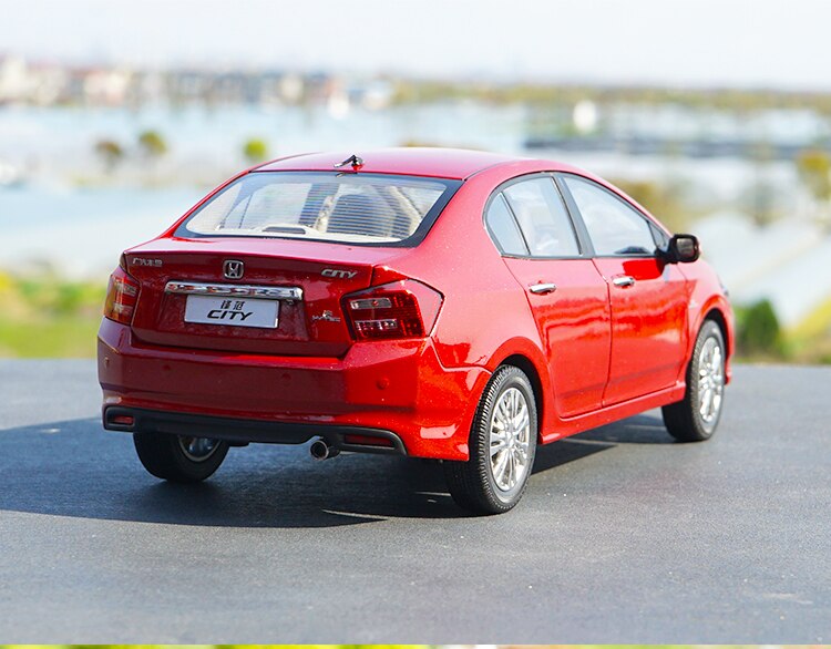 NEW Red 1/18 CITY Car Model Alloy Diecast Metal Vehicle Toys for Adult Children Boys Toy Gifts Collection Display Souvenir Show