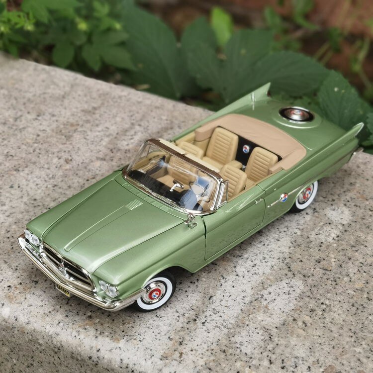 Die-casting 1:18 Scale 1960 Chrysler 300fc Classic Car Auto Model Simulation Alloy Family Car Collection Display Toy Decoration Die-casting 1:18 Scale 1960 Chrysler 300fc Classic Car Auto Model Simulation Alloy Family Car Collection Display Toy Decoration