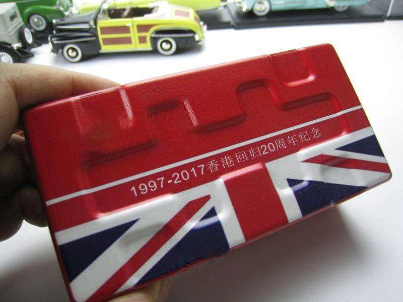 Diecast 1:43 Scale Mini Alloy Car Toy Model Comes With 1:72 Mini Hong Kong Return Commemorative Edition Fan Gift Decorations Diecast 1:43 Scale Mini Alloy Car Toy Model Comes With 1:72 Mini Hong Kong Return Commemorative Edition Fan Gift Decorations