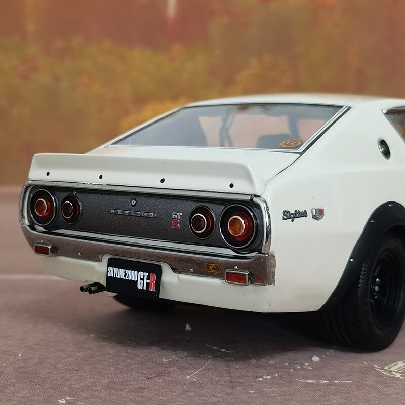 Kyosho 1/18 Scale Nissan Skyline 2000gt-r (kpgc110) Simulation Alloy Car Model Home Decoration Collection Gift Souvenir