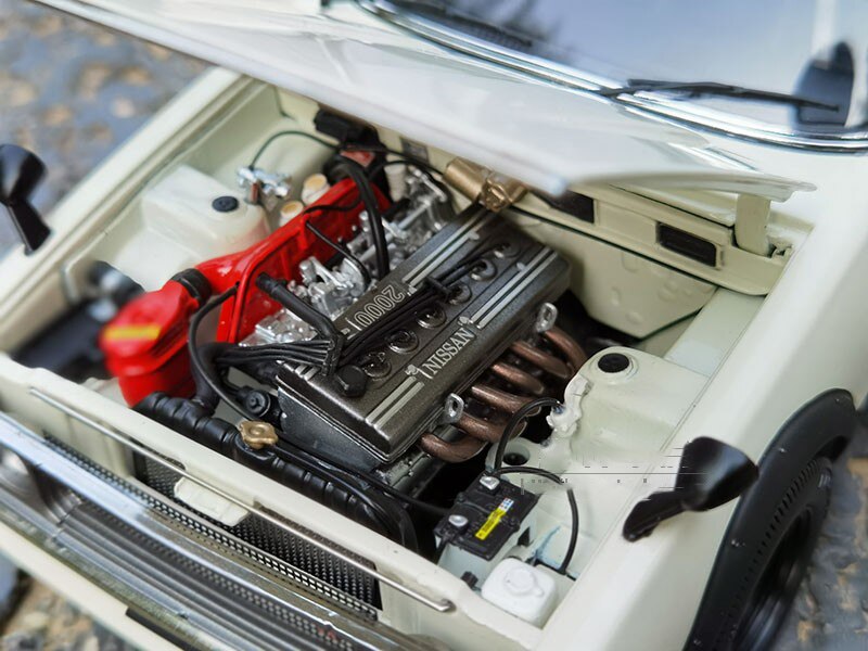 Kyosho 1/18 Scale Nissan Skyline 2000gt-r (kpgc110) Simulation Alloy Car Model Home Decoration Collection Gift Souvenir