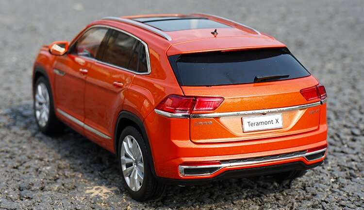 Diecast 1:18 Scale Saic Tourang X 2019 Off-road Vehicle Simulation Alloy SUV Car Model Collection Home Decoration Christmas Gift Diecast 1:18 Scale Saic Tourang X 2019 Off-road Vehicle Simulation Alloy SUV Car Model Collection Home Decoration Christmas Gift