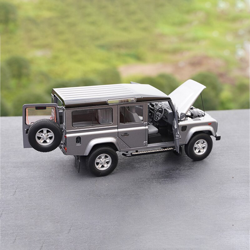 Special Car 1:18 Ratio Die-casting Alloy Off-road Car Collection Toy Car Model Decoration Simulation Alloy Car Model Fan Gift Special Car 1:18 Ratio Die-casting Alloy Off-road Car Collection Toy Car Model Decoration Simulation Alloy Car Model Fan Gift