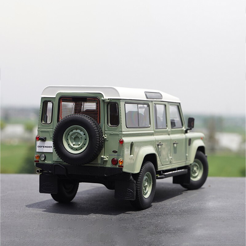 Special Car 1:18 Ratio Die-casting Alloy Off-road Car Collection Toy Car Model Decoration Simulation Alloy Car Model Fan Gift Special Car 1:18 Ratio Die-casting Alloy Off-road Car Collection Toy Car Model Decoration Simulation Alloy Car Model Fan Gift
